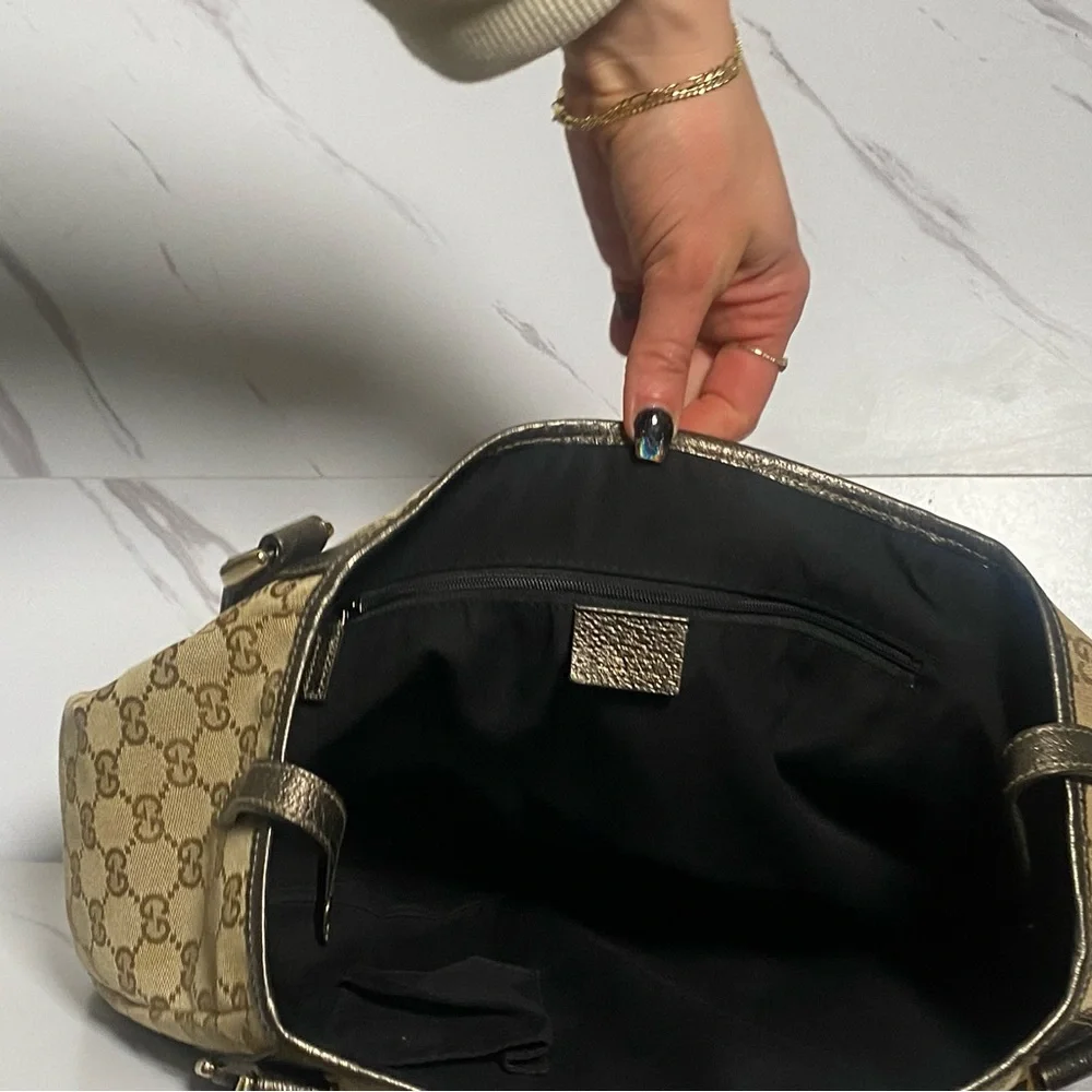 Authentic Gucci GG Tan Canvas Pelham Shoulder Bag. - Picture 4 of 7